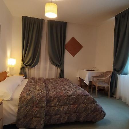 Hotel Villa Rosa Кампителло-ди-Фасса Экстерьер фото