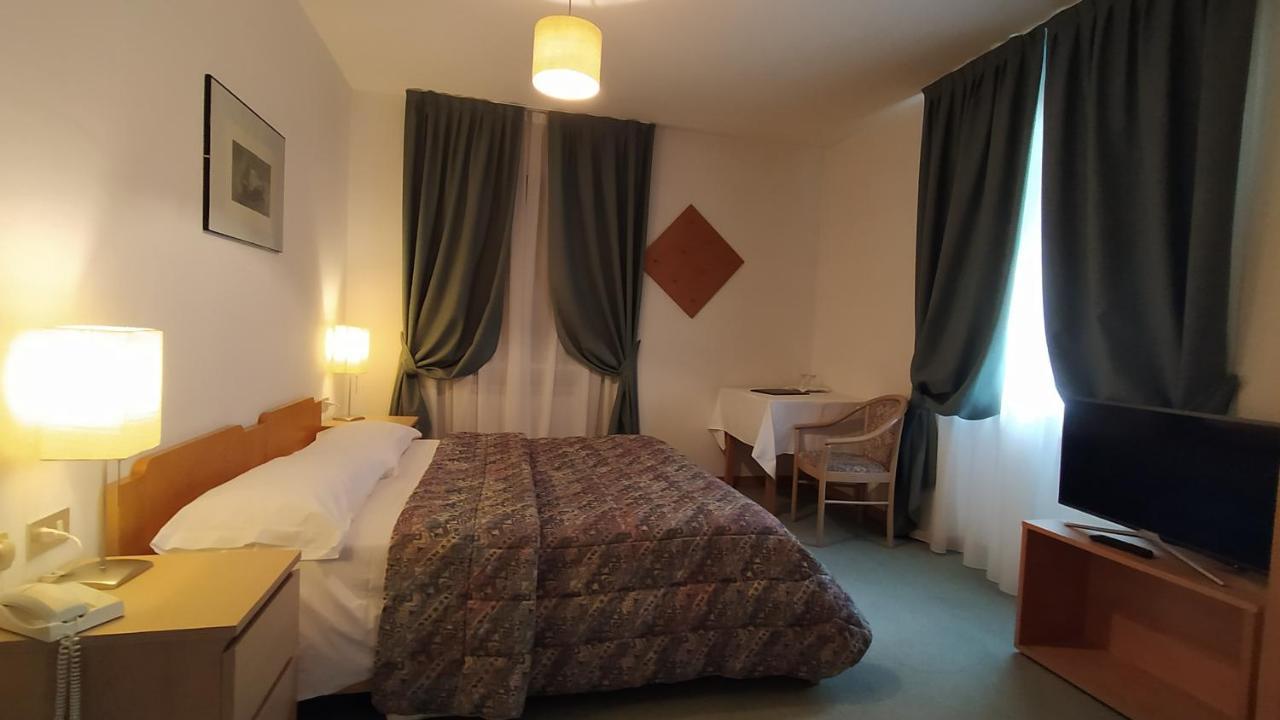 Hotel Villa Rosa Кампителло-ди-Фасса Экстерьер фото
