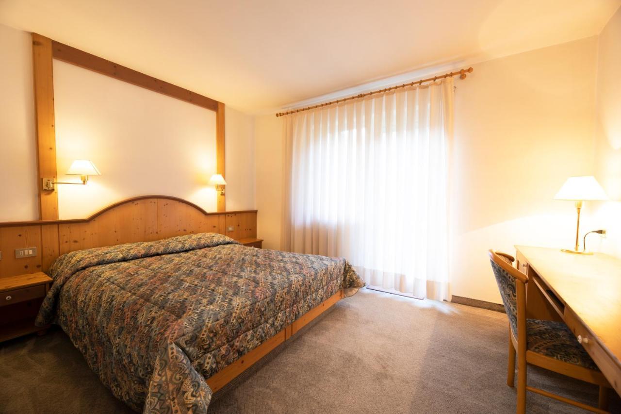 Hotel Villa Rosa Кампителло-ди-Фасса Экстерьер фото